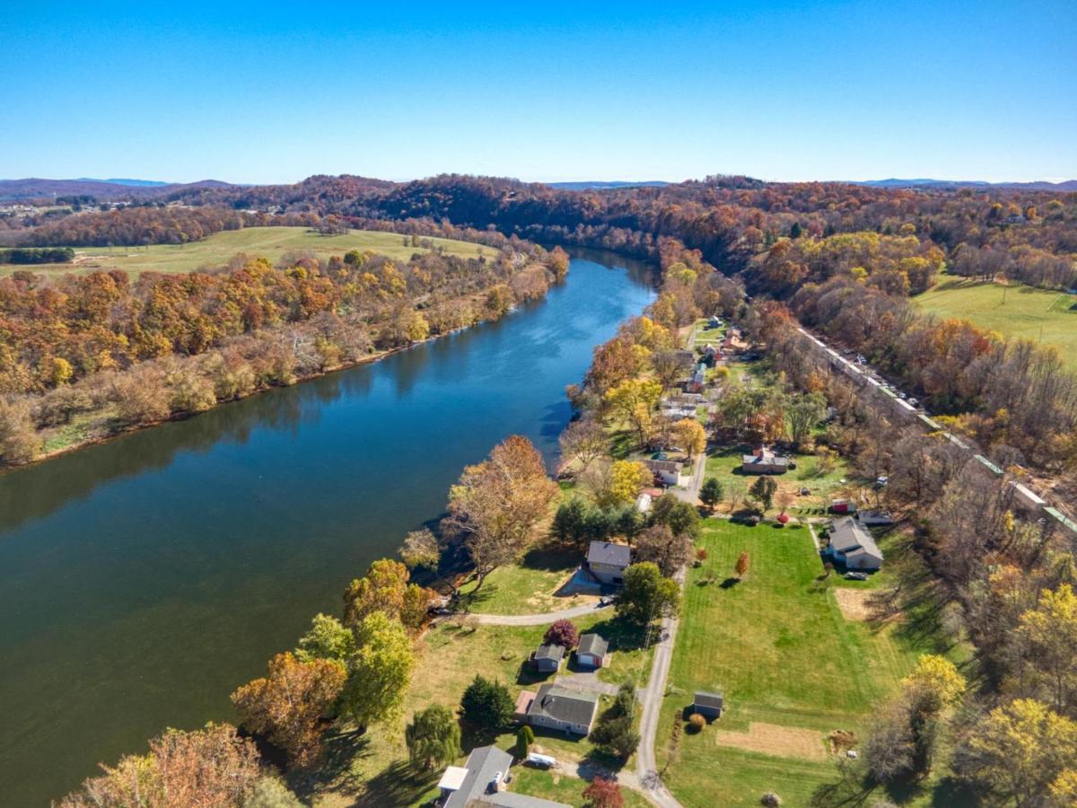 House On The New River, 3Br, 20 Minutes From Vt 래드포드 외부 사진